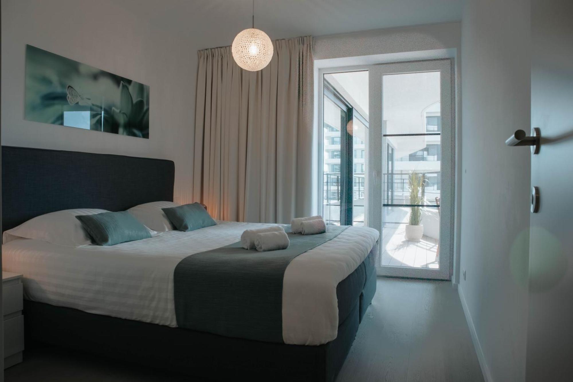 Nieuw Nabij Het Met Privegarage Oostende